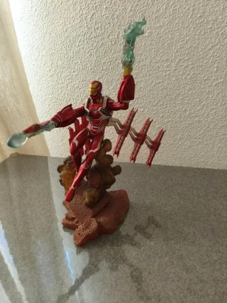 Figura Iron Man Marvel