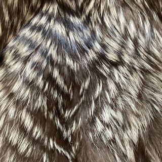 Abrigo de piel natural de zorro plateado