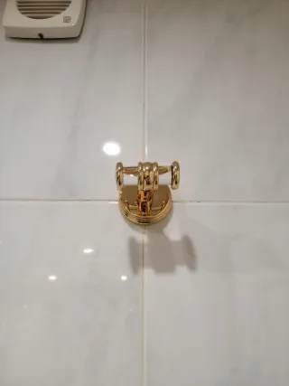 Lote accesorios baño dorado