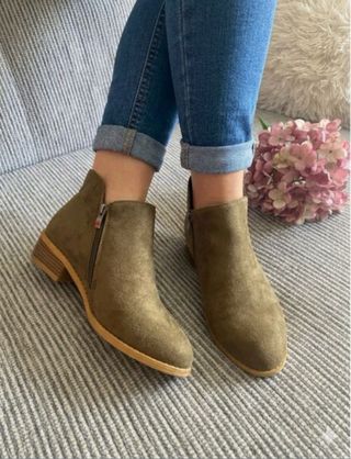 Botines verde oliva con cremallera