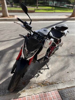 Honda Hornet 750 (2024)