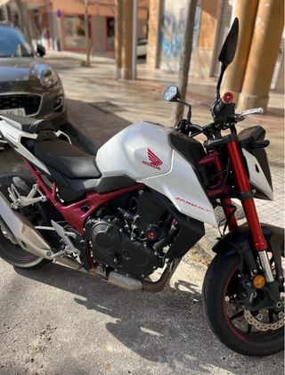 Honda Hornet 750 (2024)