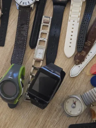 Lote de 22 relojes variados