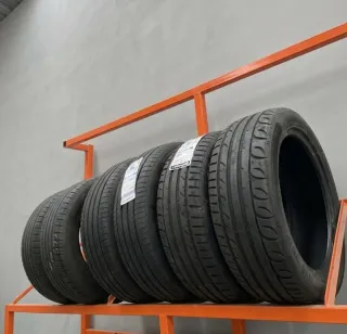 Neumáticos seminuevos