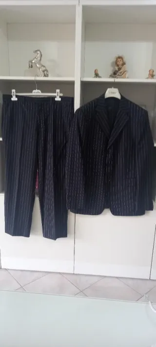 Completo uomo righe blu e nere