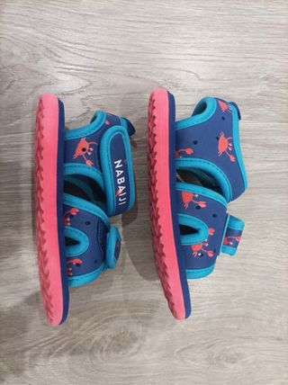 Chanclas niño talla 22 azul con cangrejos
