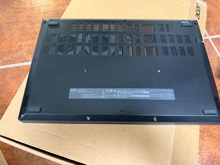 Acer Nitro V15 R7 7735HS/16GB dr5/1TB/RTX 3050 6GB