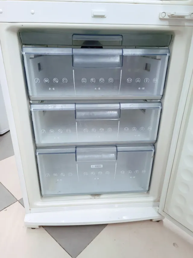 Frigorifero combinato 'BALAY' no frost