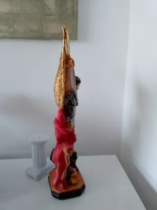 Figura Arcángel San Miguel 31,5cm Resina