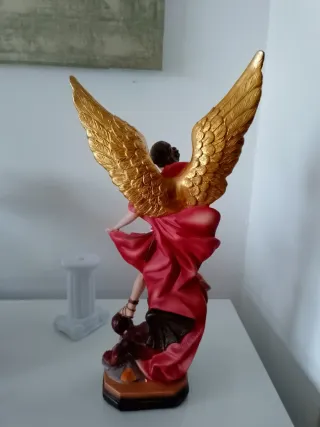 Figura Arcángel San Miguel 31,5cm Resina