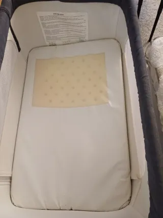 Cuna de viaje y mesedora