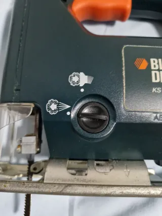 Sierra de calar Black & Decker KS630