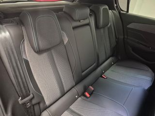PEUGEOT E-308 ALLURE 54KWH 156CV