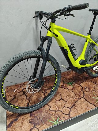 Bicicleta Specialized Turbo Levo HardTail 2020