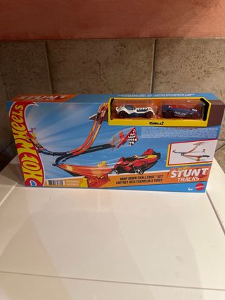 Hot Wheels Stunt Tracks - Drop Down Challenge