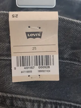 Falda levis midi gris nueva