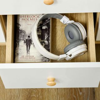 Credenza de Salón en Madera Con 3 Cajones Y 2 Armarios a 2 Niveles, Mueble de Salón Moderno Y Multiusos para Cocina, Comedor Y Sala de Estar, 90X32X80 Cm, Blanco Y Color Madera