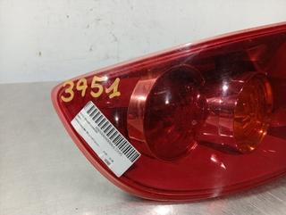 PILOTO TRASERO IZQUIERDO MAZDA 3 BERLINA (BK) Z6