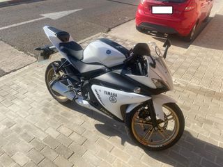 Yamaha YZF R125 2013