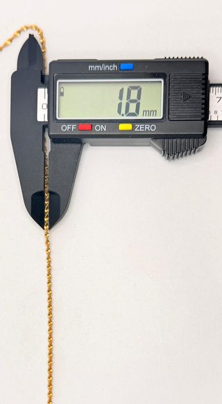 Cadena Singapur de oro de 18k, 4.83 g, 41.5 cm.