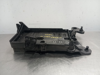 SOPORTE BATERIA SKODA KAROQ (NU) DTR 5Q0915321K