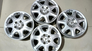 JUEGO LLANTAS MERCEDES-BENZ CLASE S (BM 220) BERL