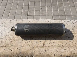 Escape LeoVince SBK Carbono