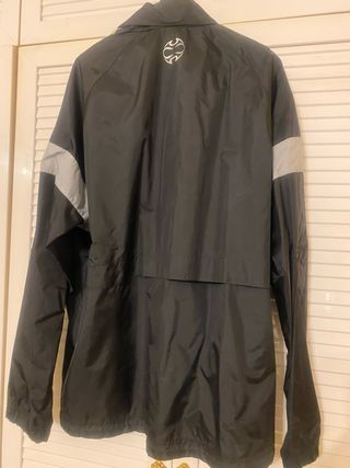 Chaqueta Cortavientos Adidas Negra y Plateada