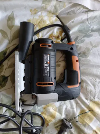 Sierra de calar WORX 90mm/650W