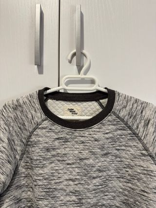 Lote 3 jerseys - Cedar Wood State y Pull&Bear