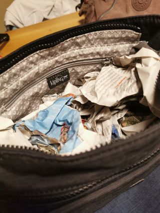 Bolso Kipling Negro con Mono de adorno