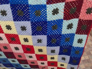 Colcha crochet patchwork multicolor