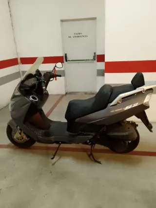 DAELIM SQ 125 Maxi Scooter Automática