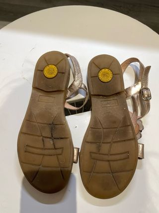 Sandalias niña Talla 34 doradas