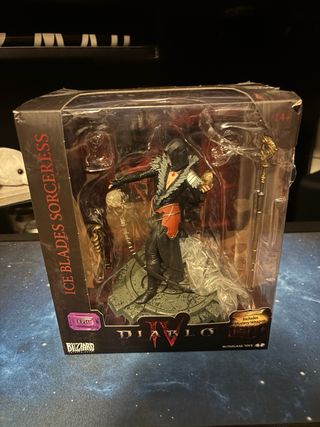 3 Action Figures Diablo IV McFarlane Toys