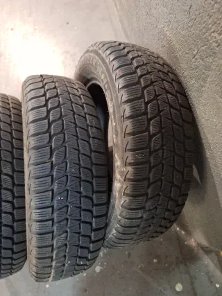 4 Neumáticos Invierno Bridgestone 165/70 R14 81T