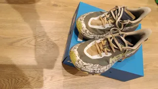 Hoka Speedgoat 6 Talla 44 2/3