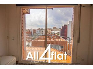 Piso en alquiler en Sants-Badal en Barcelona