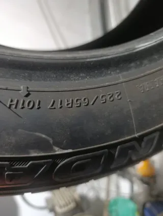 Cubierta 225/65/17 101H