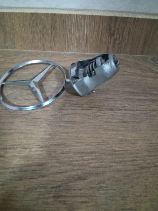 Estrella Mercedes 190 W201 Cromada