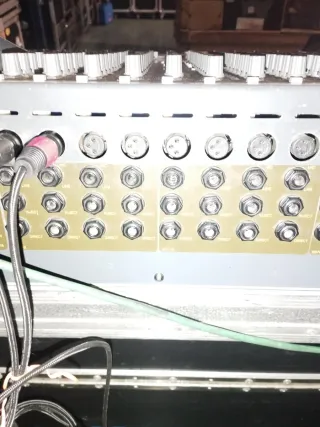 Mesa de Sonido Soundtracs 24ch