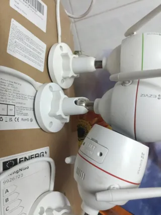 Cámaras de seguridad EZVIZ (2 unidades)