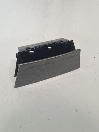 PORTAVASO FORD FOCUS BERLINA (CAP) 710216
