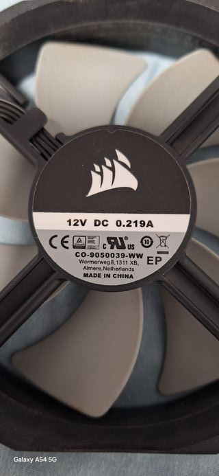 Corsair  Ventilador 120mm (PRECIO POR UNIDAD)