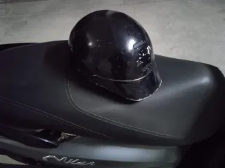 Kymco Miler 125cc Scooter Automática Plateada