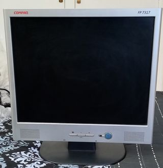 Monitor Compaq FP7317 TFT LCD Vintage