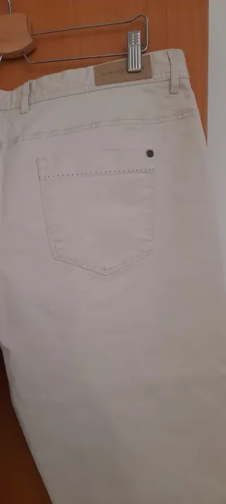 Pantalón Chino Alvaro Moreno Beige Talla XL