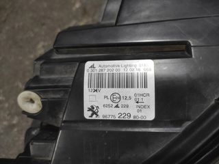 Faro derecho 9677522980 Peugeot 308 II (2013