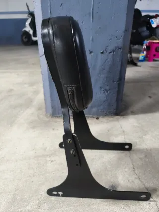 Harley Davidson Sissy bar Dyna Street Bob Negro