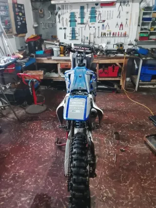 Yamaha YZ 250 Motocross Azul/Blanco